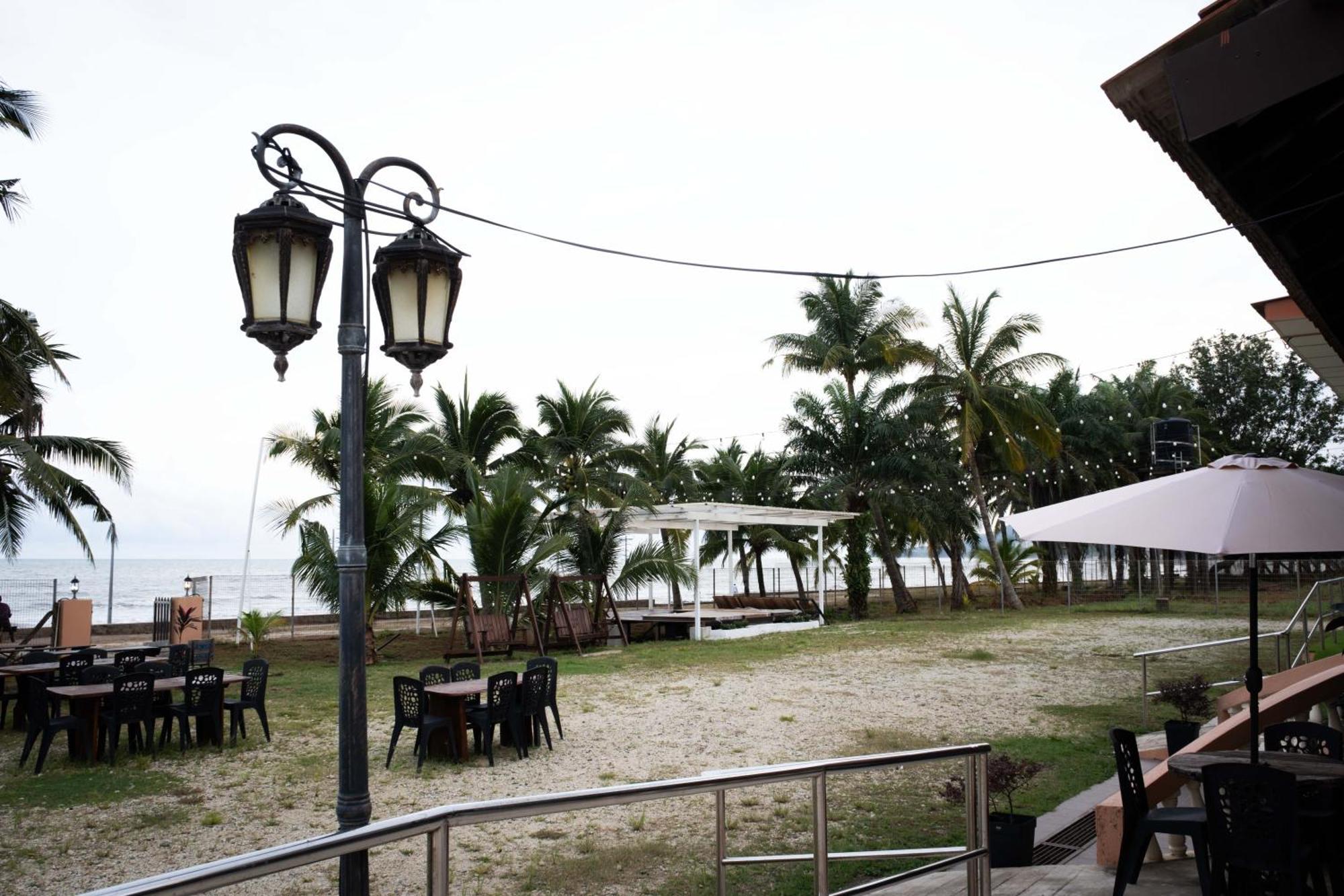 Blackstone Beach Resort Kuantan Dış mekan fotoğraf